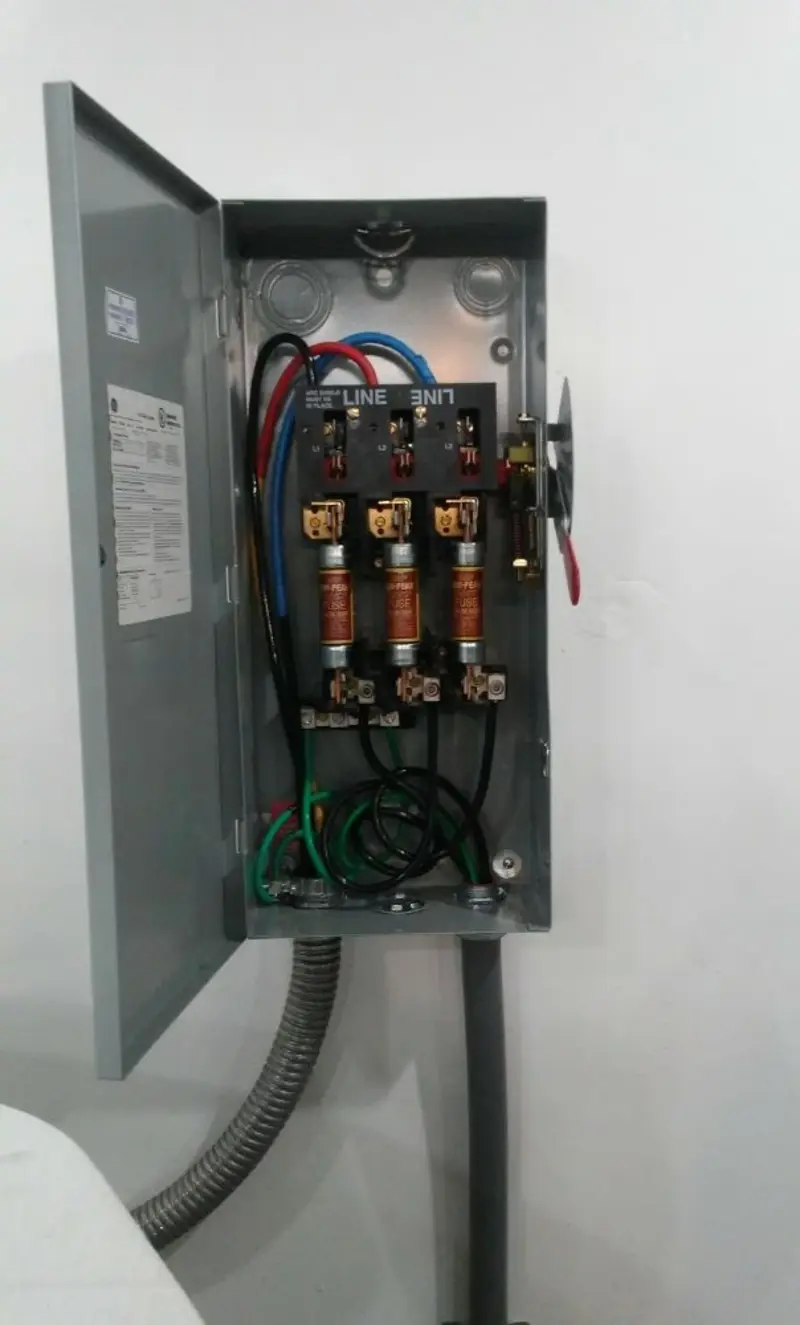 Three-phase disconnect switch installed for Electrical Wiring & Rewiring in Everett